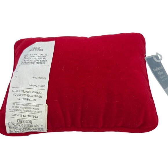 Friends Are The Best Presents Needlepoint Decorative Pillow 6.5" X 9" - Picture 3 of 4